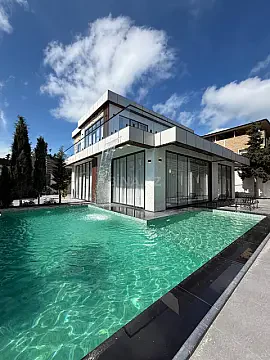 Satılır 5 otaqlı həyət evi 400 m² — Bakı, Şüvəlan 5 otaq 400.00 m²