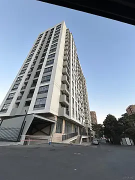 Satılır 4 otaqlı mənzil 181 m² — Bakı 4 otaq 181.00 m²