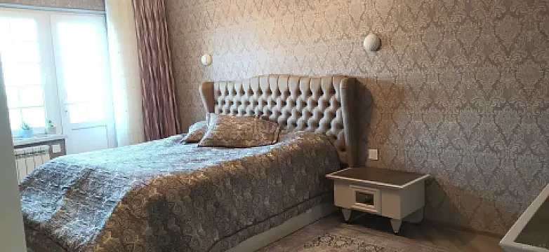Kirayə verilir 4 otaqlı mənzil 100 m² — Bakı 4 otaq 100.00 m²