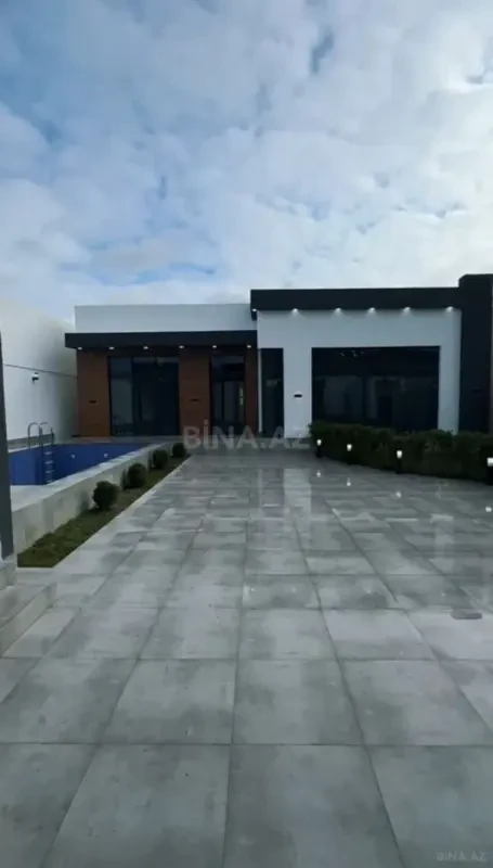 Satılır 4 otaqlı həyət evi 130 m²