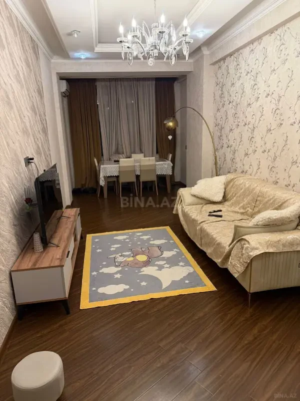 Satılır 3 otaqlı mənzil 110 m²