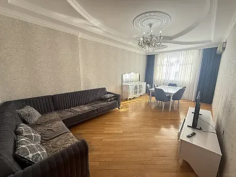 Kirayə verilir 4 otaqlı mənzil 140 m² — Bakı, Həzi Aslanov qəs. 4 otaq 140.00 m²