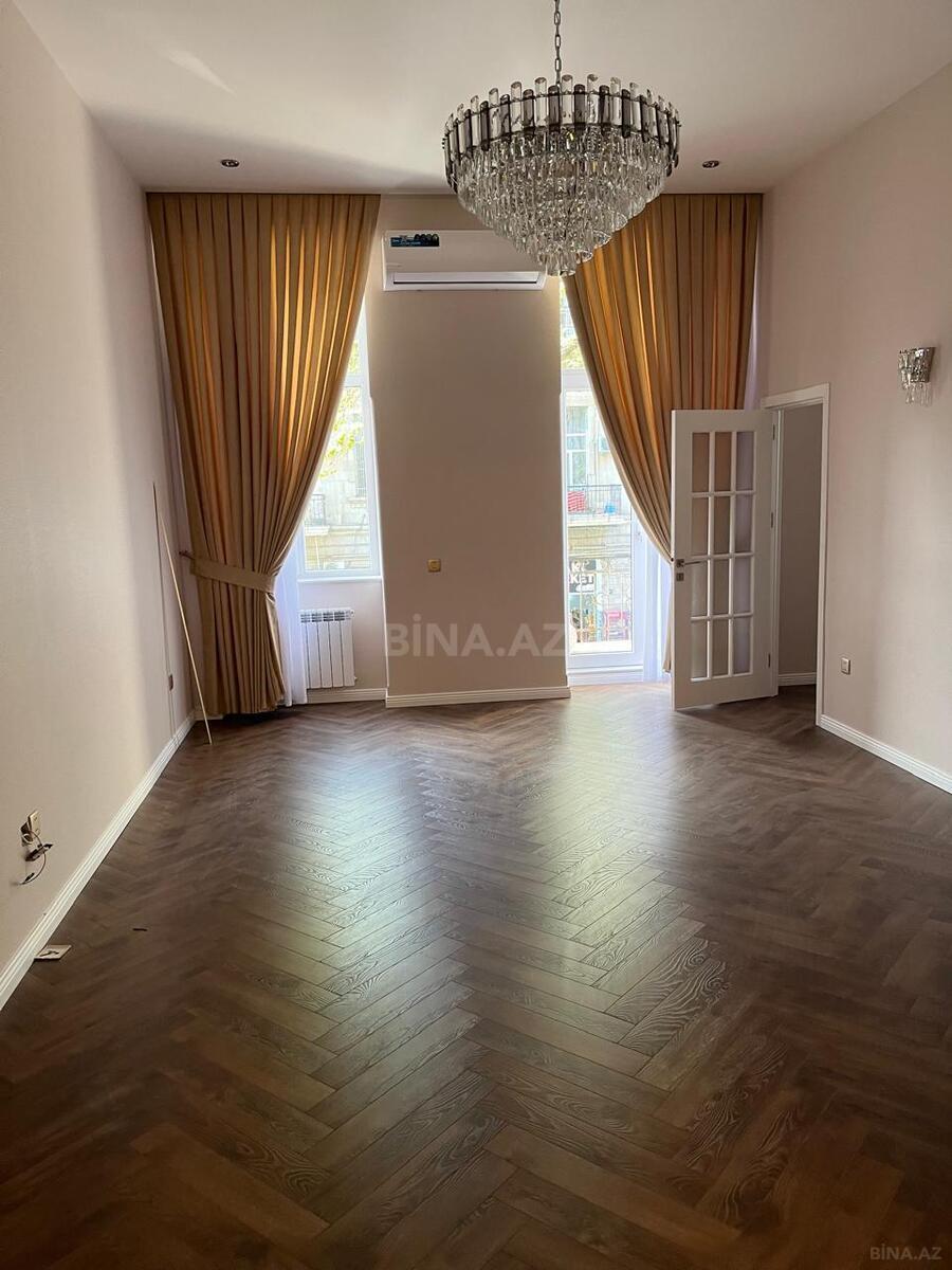 Kirayə verilir 3 otaqlı ofis 70 m²