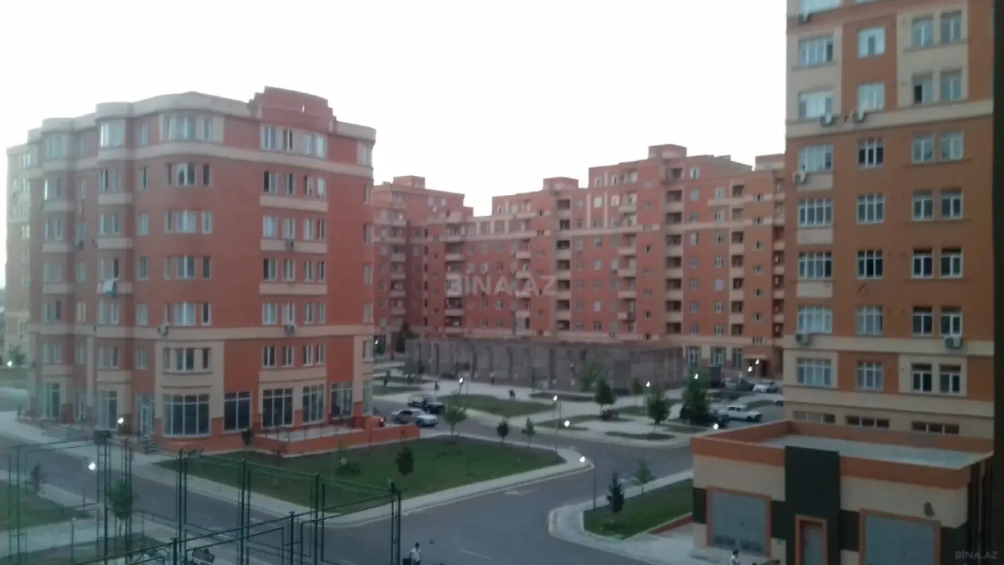 Satılır 2 otaqlı mənzil 70 m²