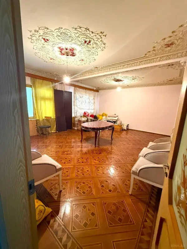 Satılır 5 otaqlı mənzil 105 m²