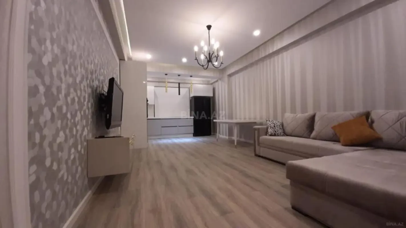 Kirayə verilir 2 otaqlı mənzil 65 m²