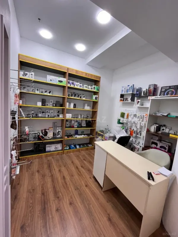 Kirayə verilir 1 otaqlı ofis 15 m²