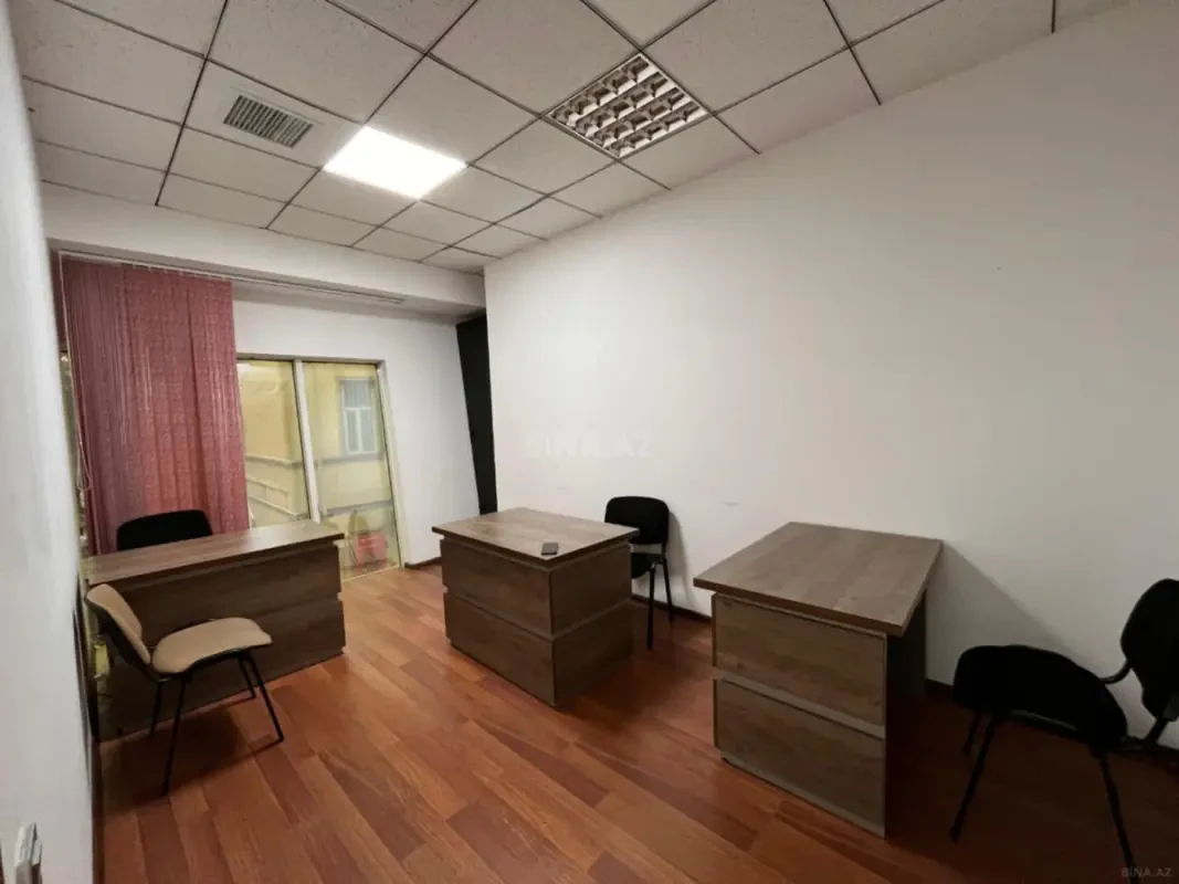 Kirayə verilir 1 otaqlı ofis 16 m²