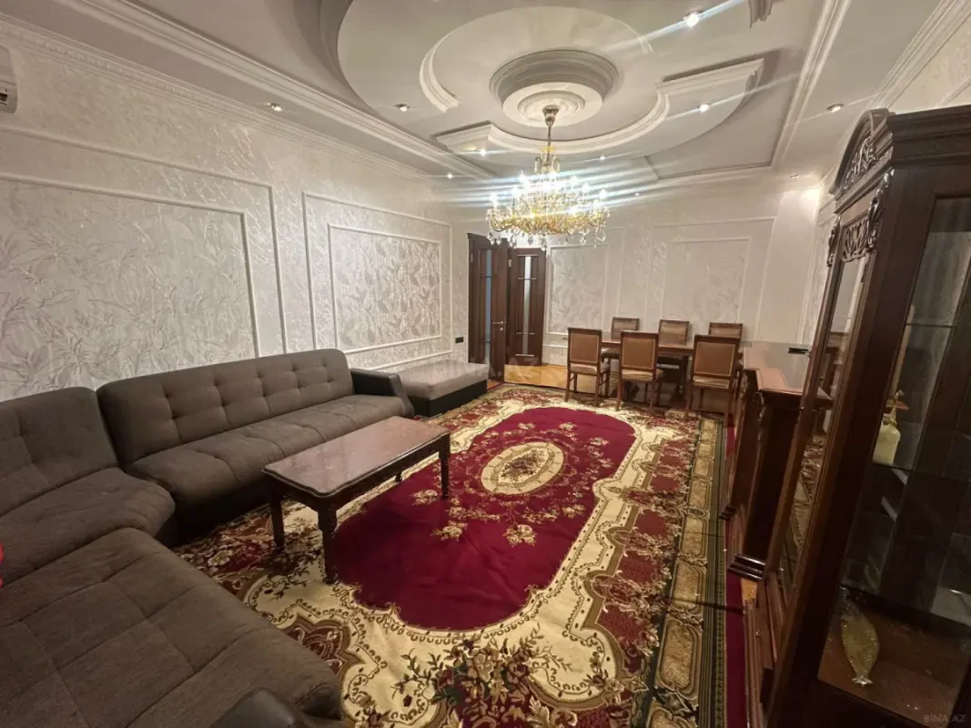 Kirayə verilir 3 otaqlı mənzil 168 m²
