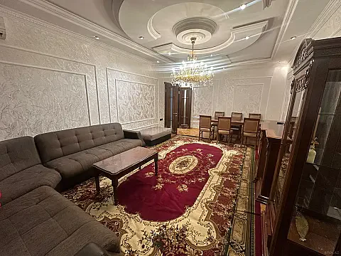 Kirayə verilir 3 otaqlı mənzil 168 m² — Bakı, Həzi Aslanov qəs. 3 otaq 168.00 m²