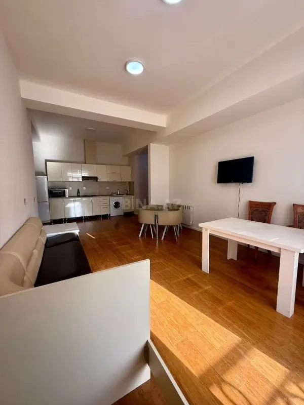 Kirayə verilir 3 otaqlı mənzil 120 m²