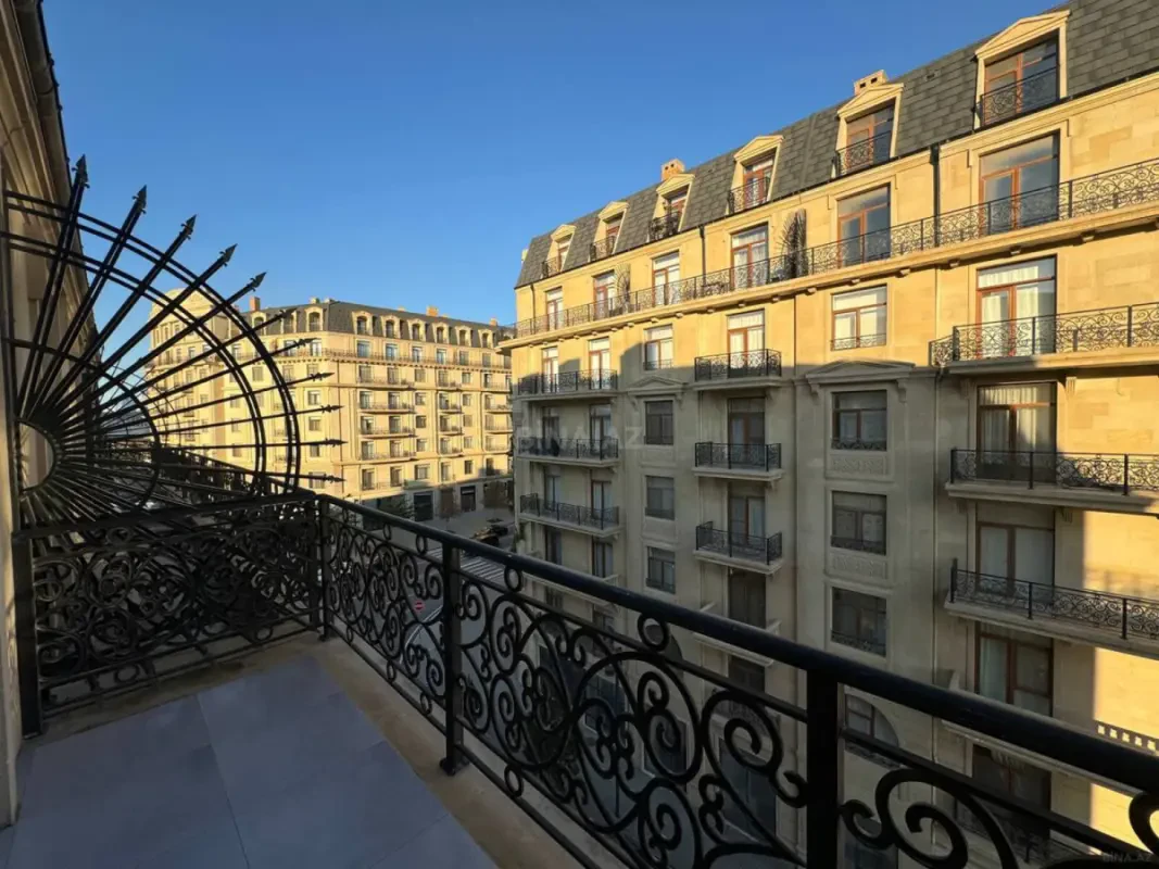 Kirayə verilir 2 otaqlı mənzil 72 m²