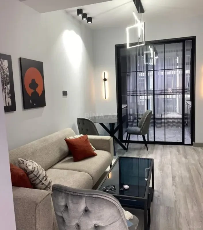 Satılır 2 otaqlı mənzil 70 m²
