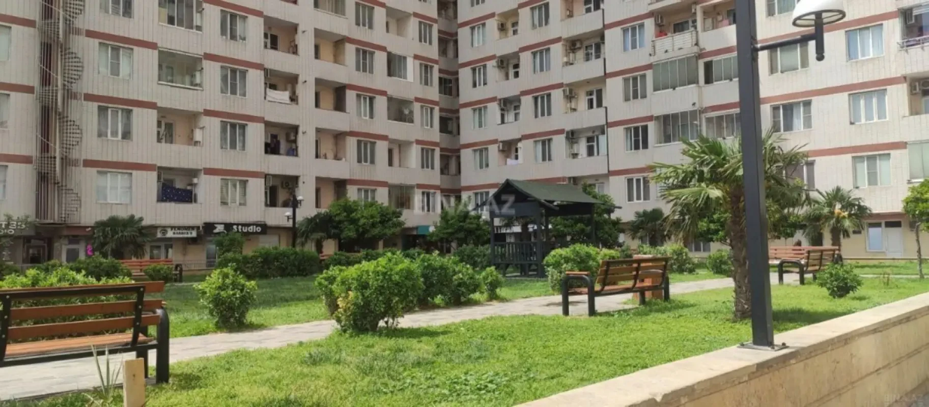 Satılır 3 otaqlı mənzil 124 m²