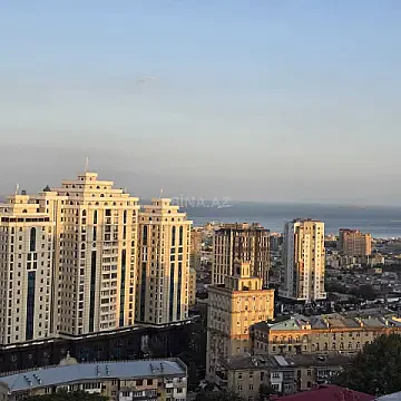 Satılır 3 otaqlı mənzil 107 m² — Bakı, Nizami 3 otaq 107.00 m²