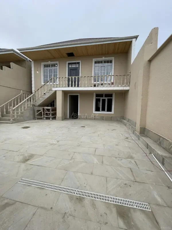 Satılır 6 otaqlı həyət evi 160 m²