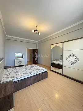 Kirayə verilir 4 otaqlı mənzil 150 m² — Bakı 4 otaq 150.00 m²