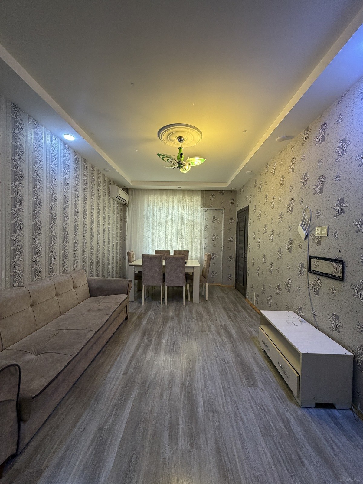 Satılır 2 otaqlı mənzil 54 m²