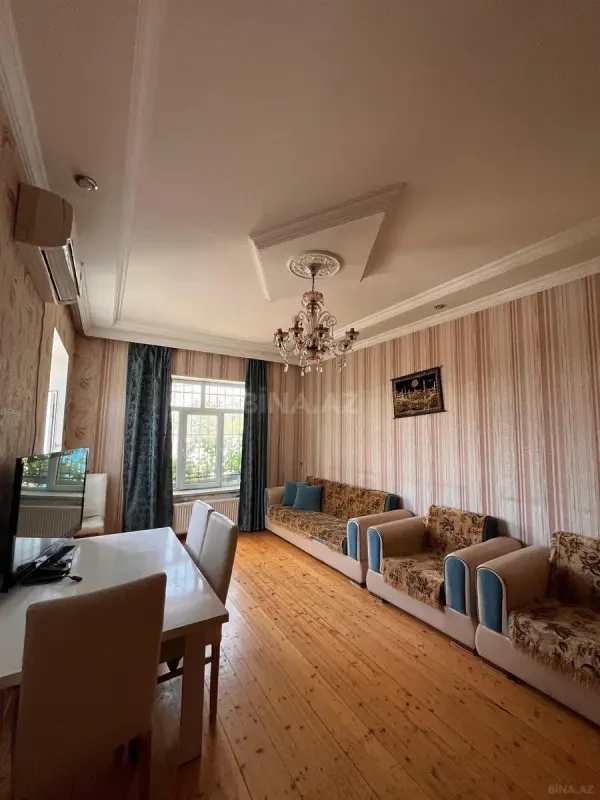 Kirayə verilir 3 otaqlı həyət evi 65 m²