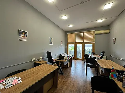 Kirayə verilir 4 otaqlı ofis 135 m² — Bakı, Yasamal 4 otaq 135.00 m²