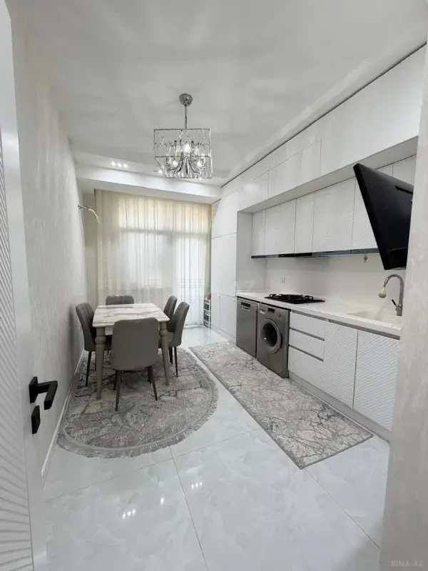Satılır 3 otaqlı mənzil 91 m²