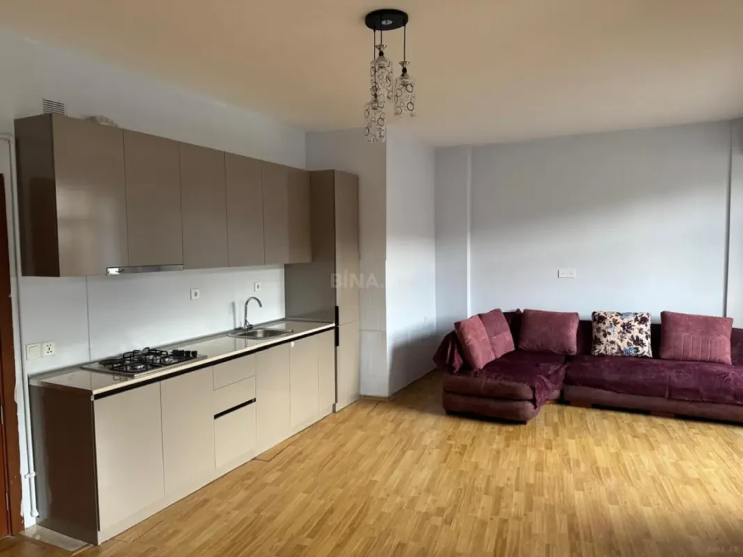Satılır 3 otaqlı mənzil 125 m²
