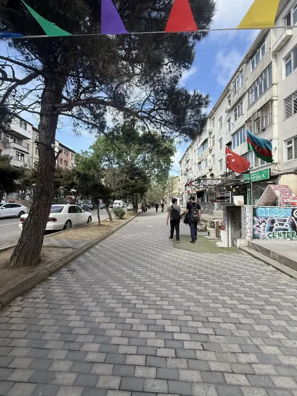 Satılır 1 otaqlı mənzil 33 m²
