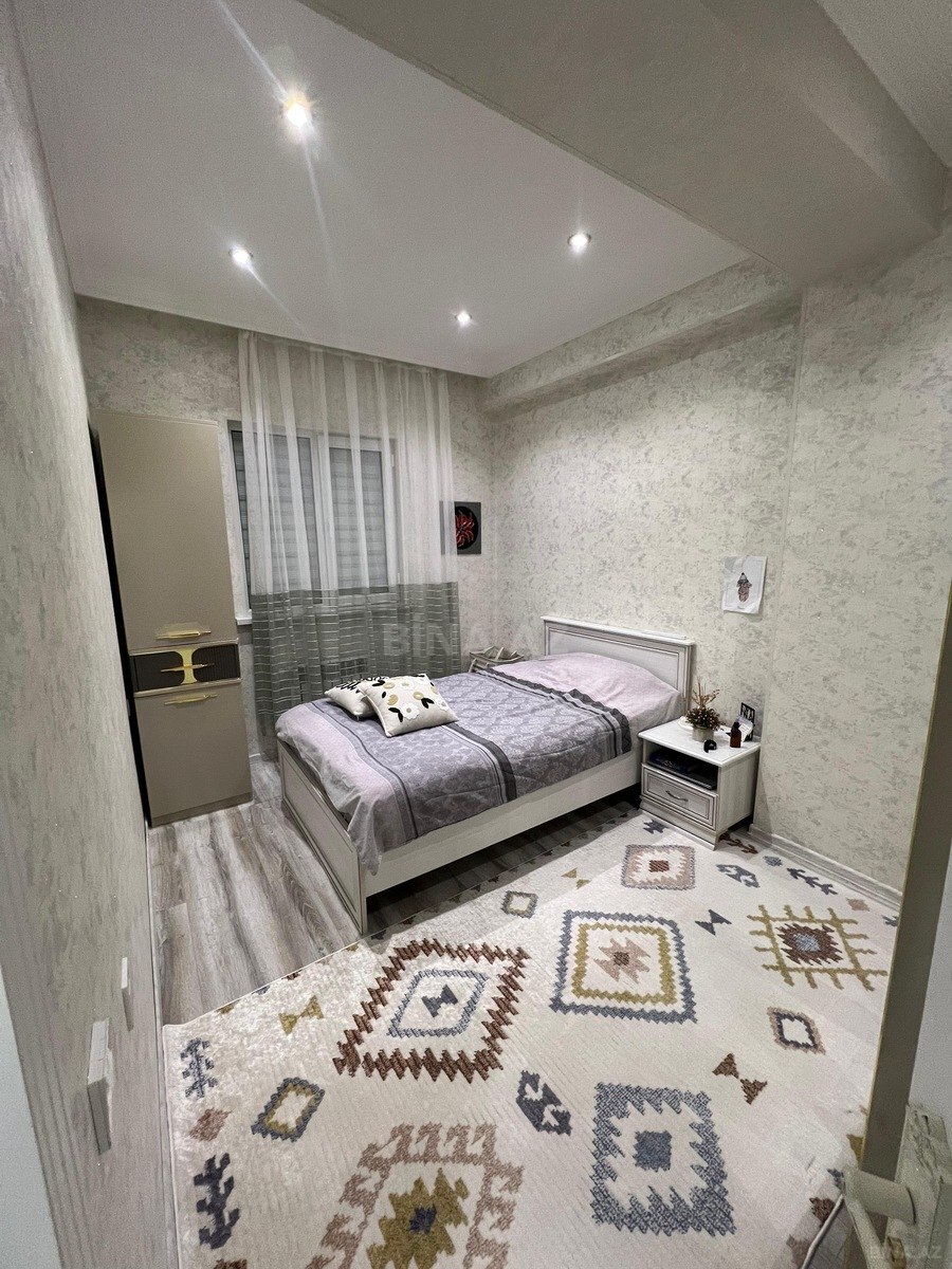 Satılır 2 otaqlı mənzil 56 m²