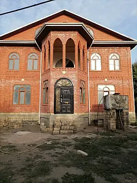 Satılır 6 otaqlı həyət evi 300 m² — Astara 6 otaq 300.00 m²