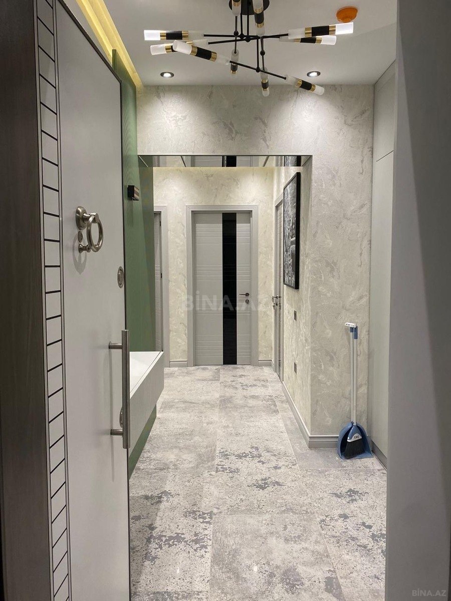 Kirayə verilir 2 otaqlı mənzil 97 m²