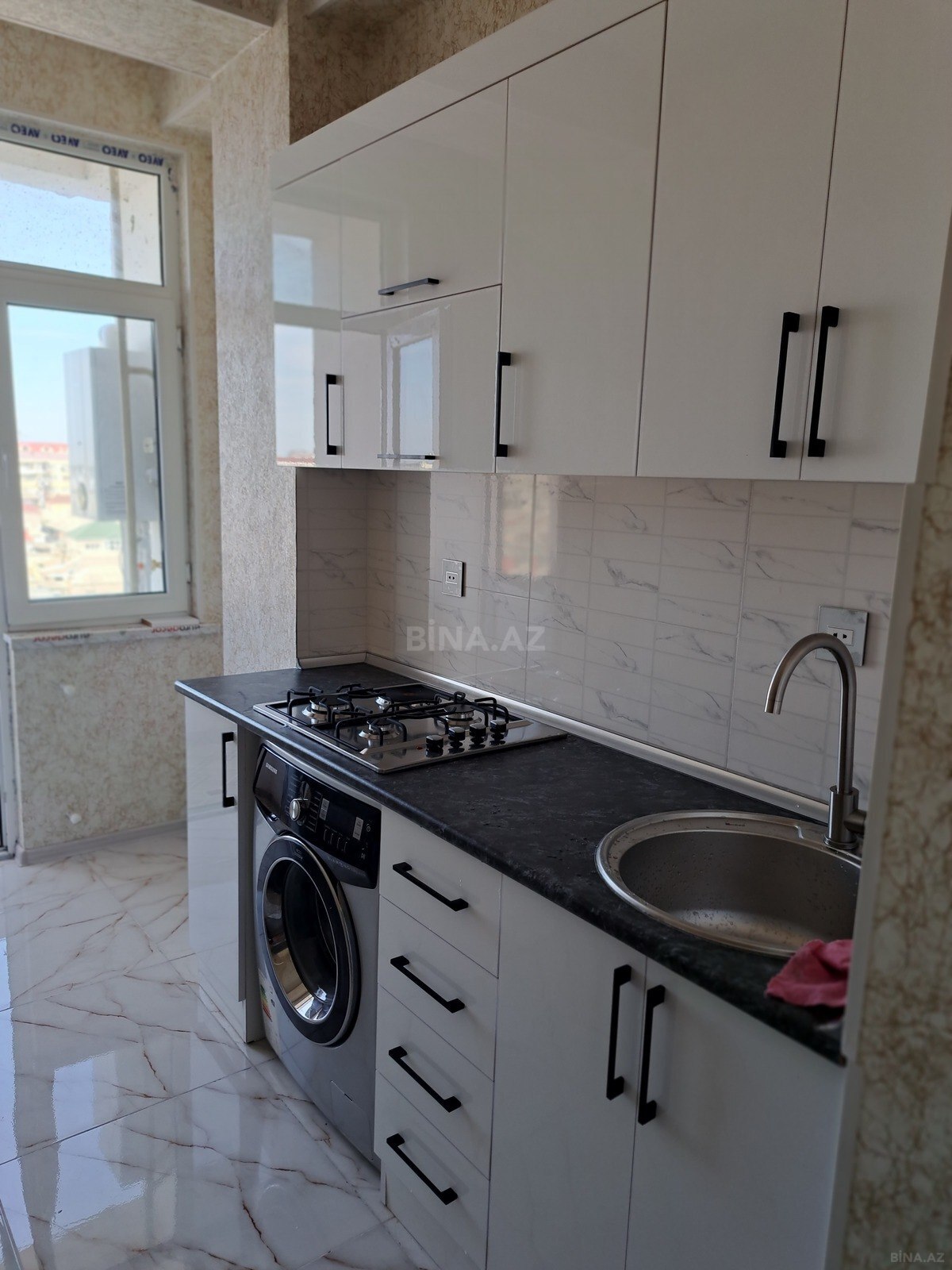Kirayə verilir 2 otaqlı mənzil 41 m²