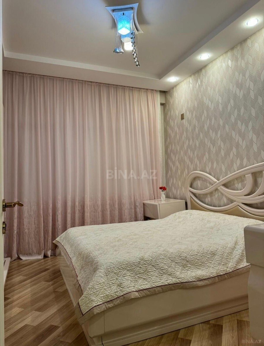 Satılır 3 otaqlı mənzil 100 m²