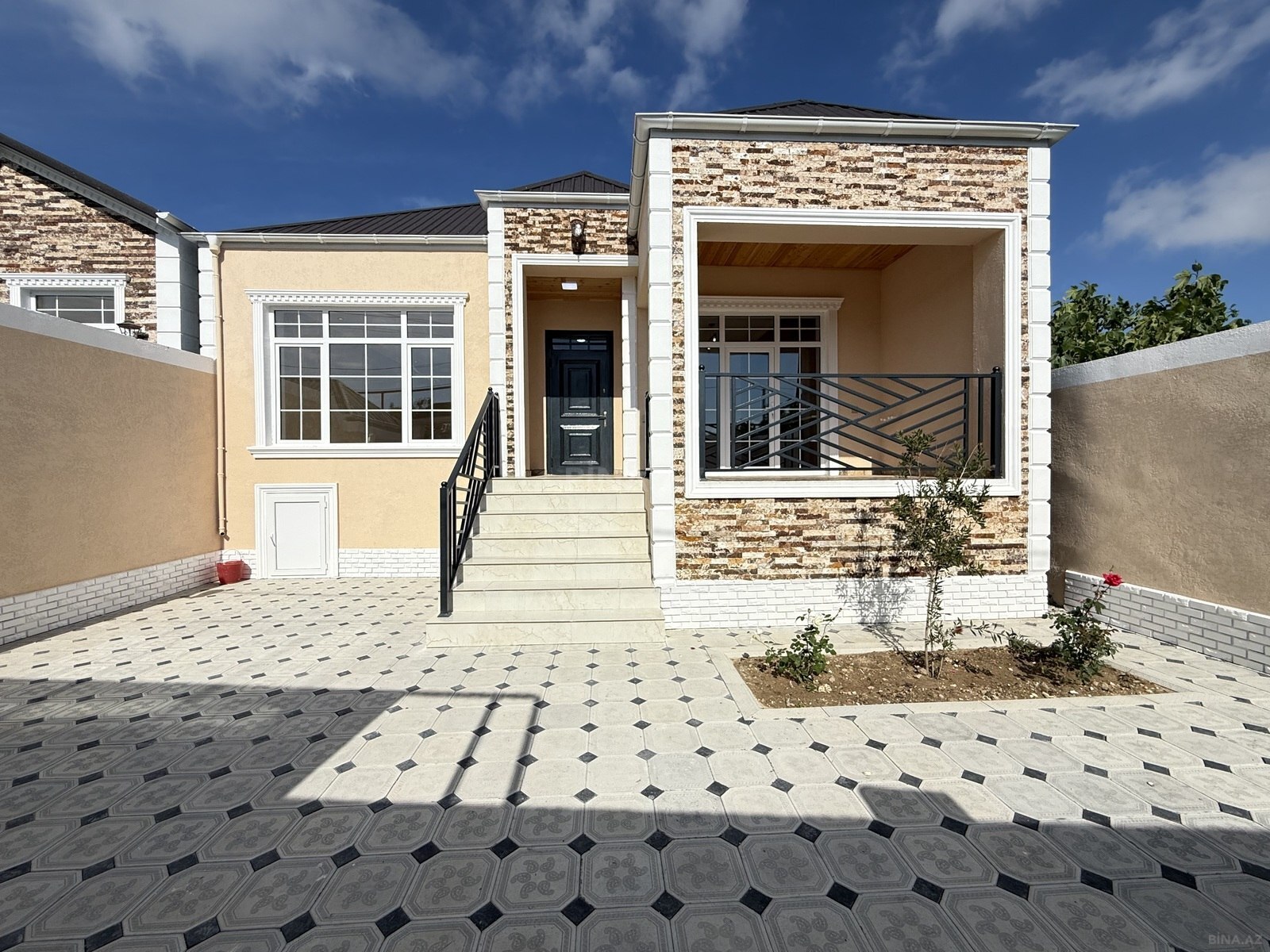 Satılır həyət evi 120 m²