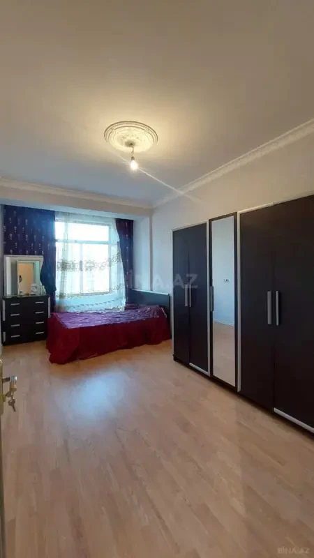 Satılır 3 otaqlı mənzil 68 m²