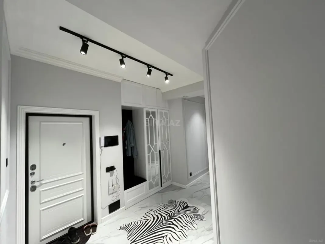 Kirayə verilir 3 otaqlı mənzil 120 m²