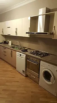 Satılır 2 otaqlı mənzil 100 m² — Bakı, Nizami 2 otaq 100.00 m²