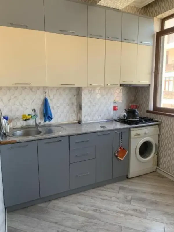 Satılır 2 otaqlı mənzil 57 m²