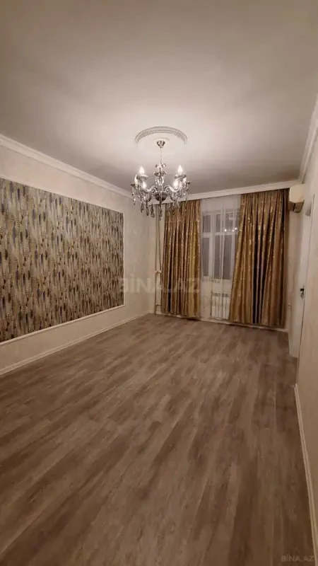 Satılır 2 otaqlı mənzil 28 m²