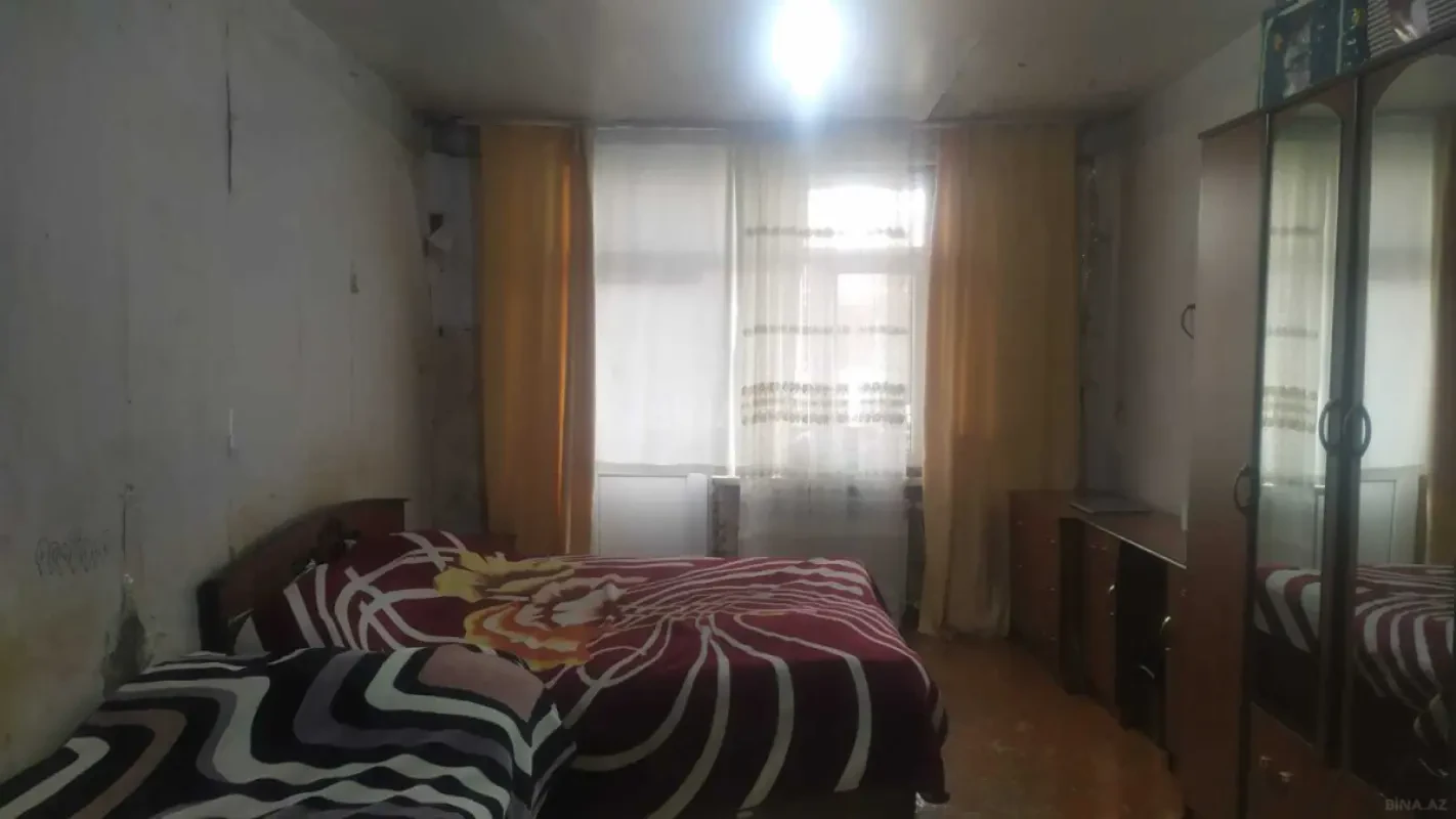 Satılır 1 otaqlı mənzil 45 m²