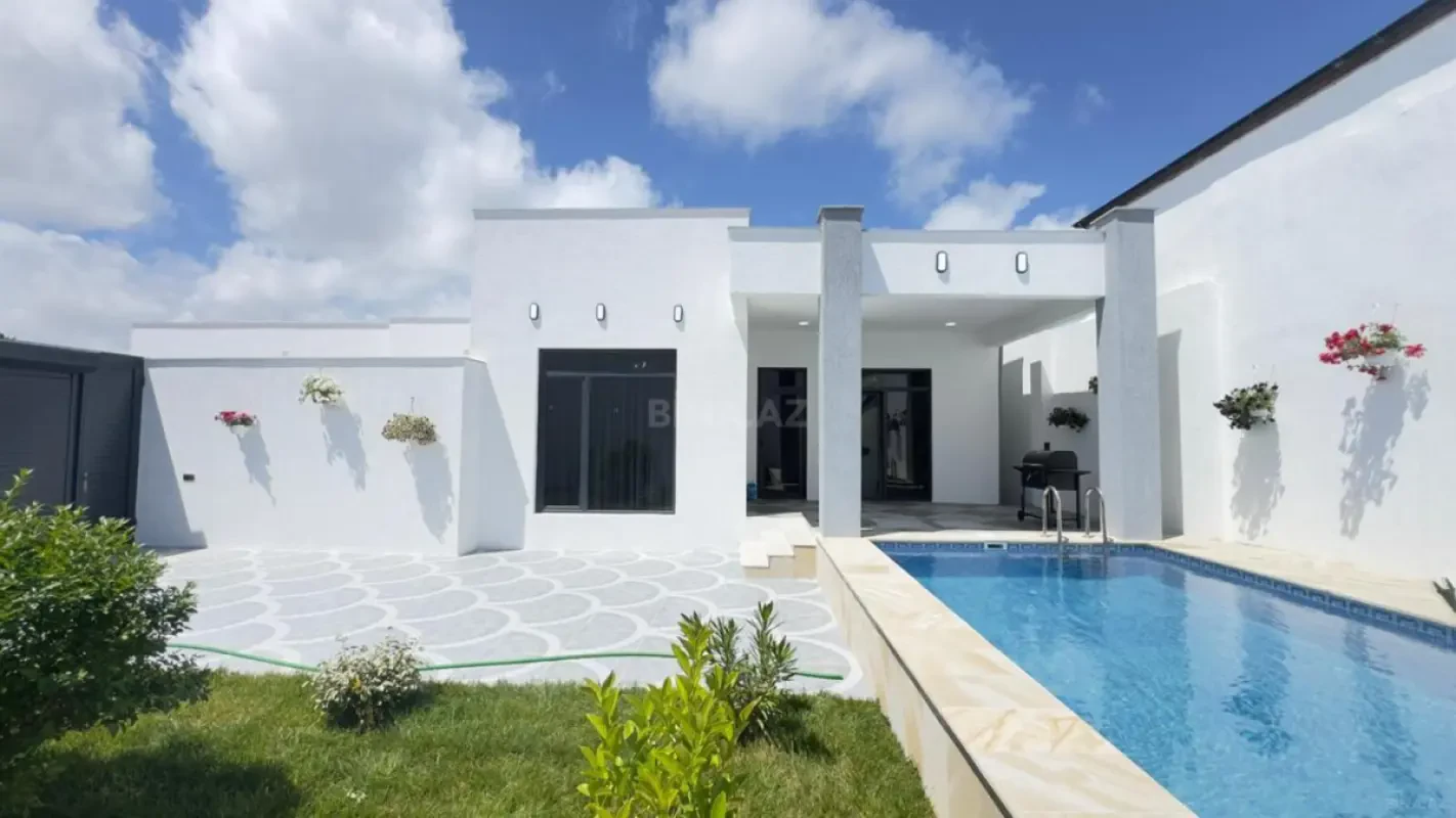 Satılır 4 otaqlı həyət evi 150 m²