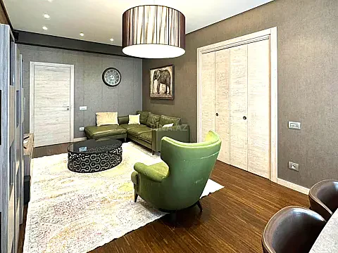 Satılır 3 otaqlı mənzil 140 m² — Bakı, Həzi Aslanov qəs. 3 otaq 140.00 m²