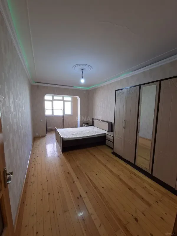Kirayə verilir 2 otaqlı mənzil 50 m²