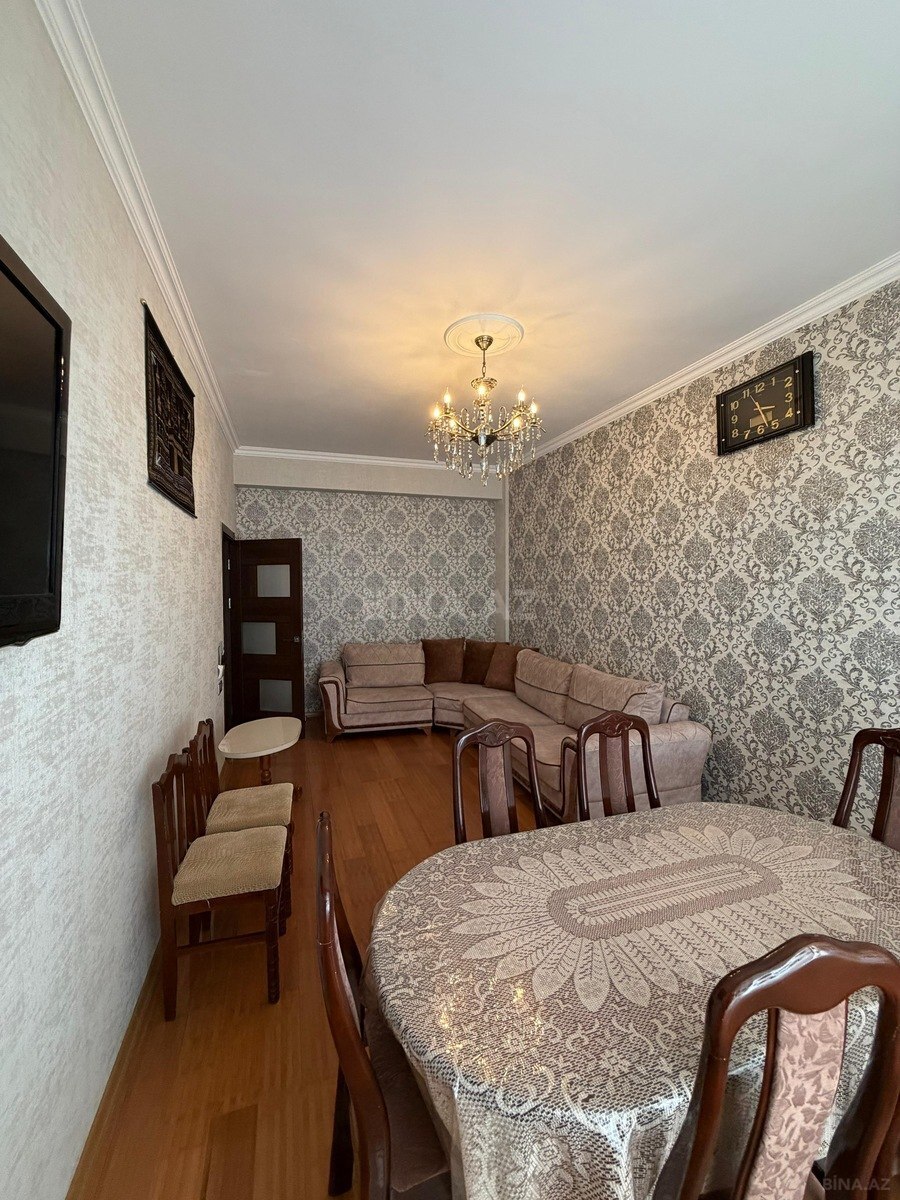 Kirayə verilir 2 otaqlı mənzil 60 m²
