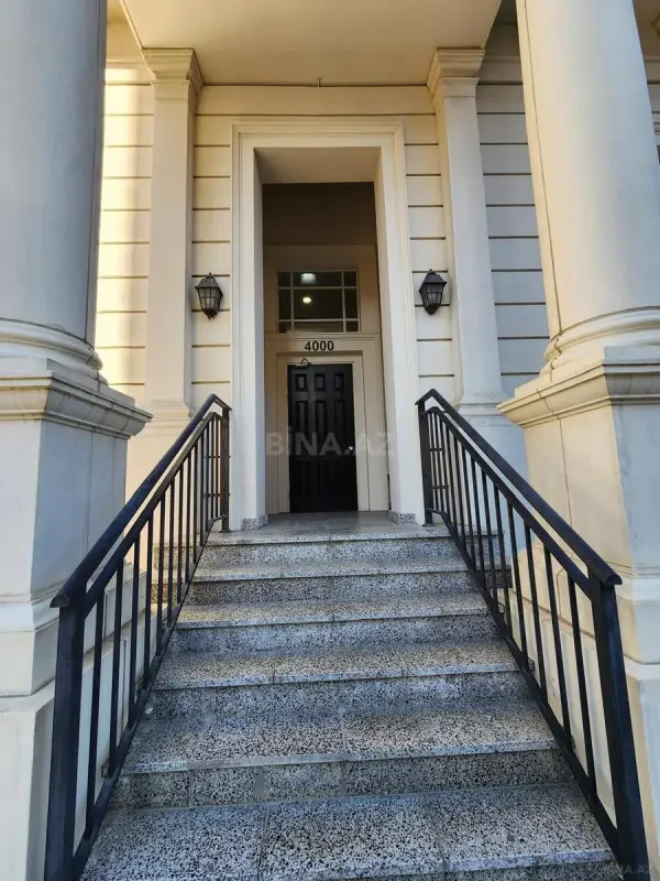 Kirayə verilir 2 otaqlı ofis 52 m²