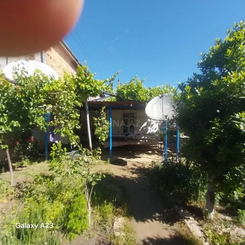 Satılır 2 otaqlı həyət evi 23.8 m²
