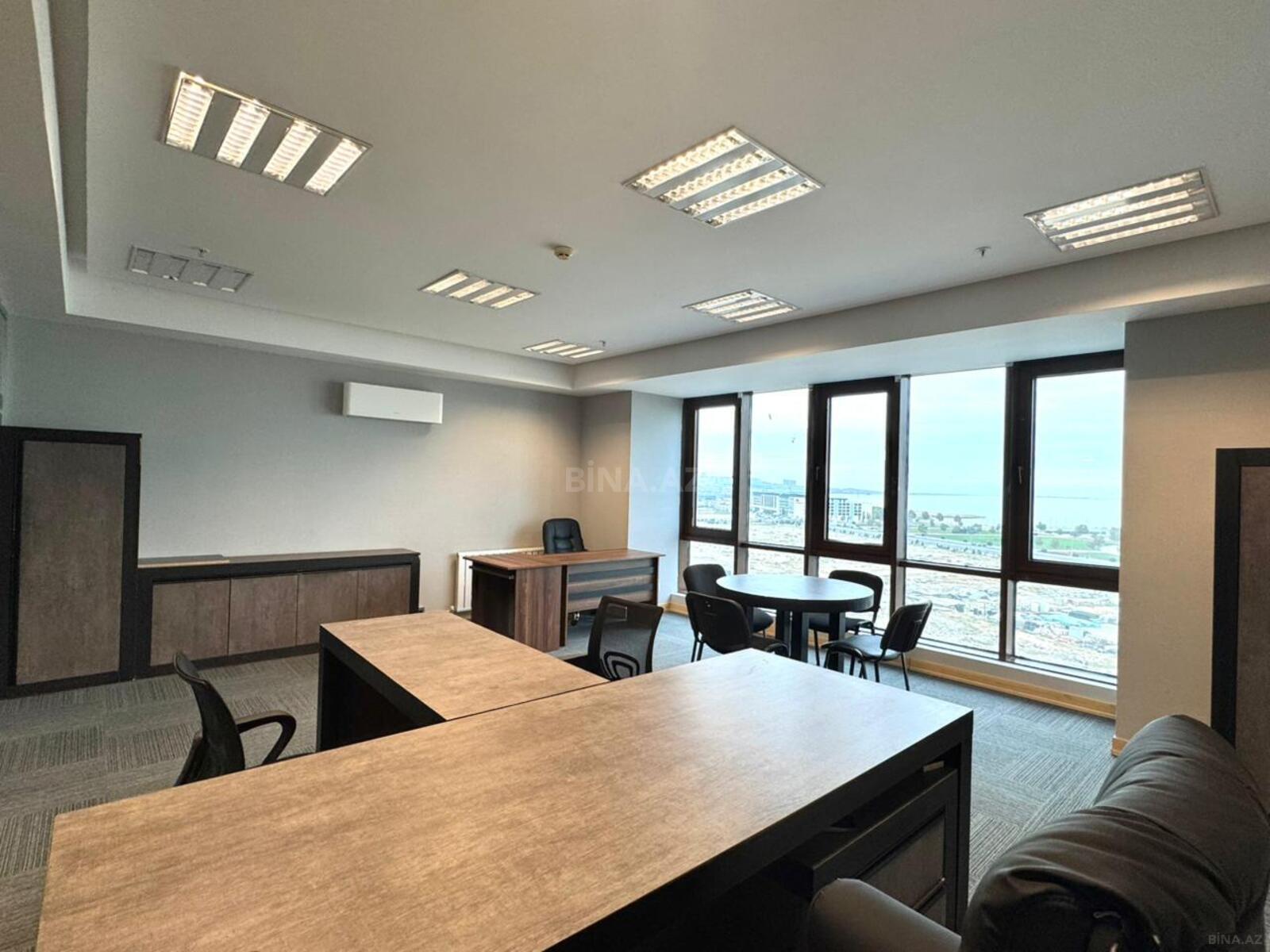Kirayə verilir 3 otaqlı ofis 120 m²