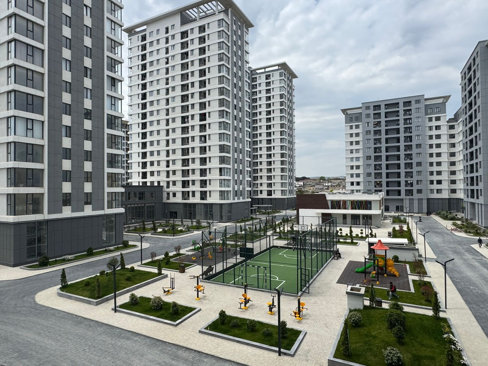 Kirayə verilir 2 otaqlı mənzil 55 m²