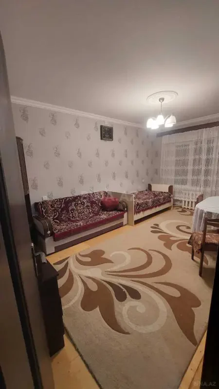 Kirayə verilir 2 otaqlı mənzil 45 m²