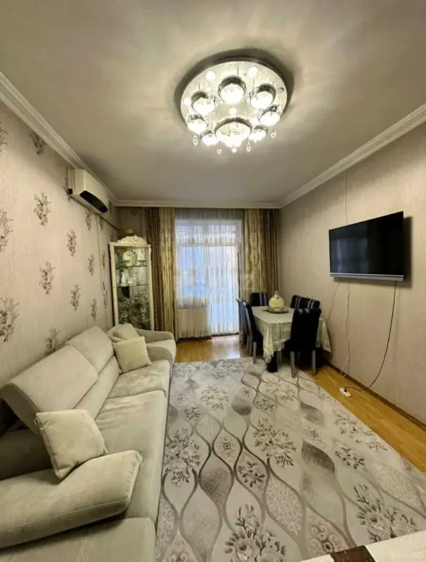 Satılır 3 otaqlı mənzil 95 m²