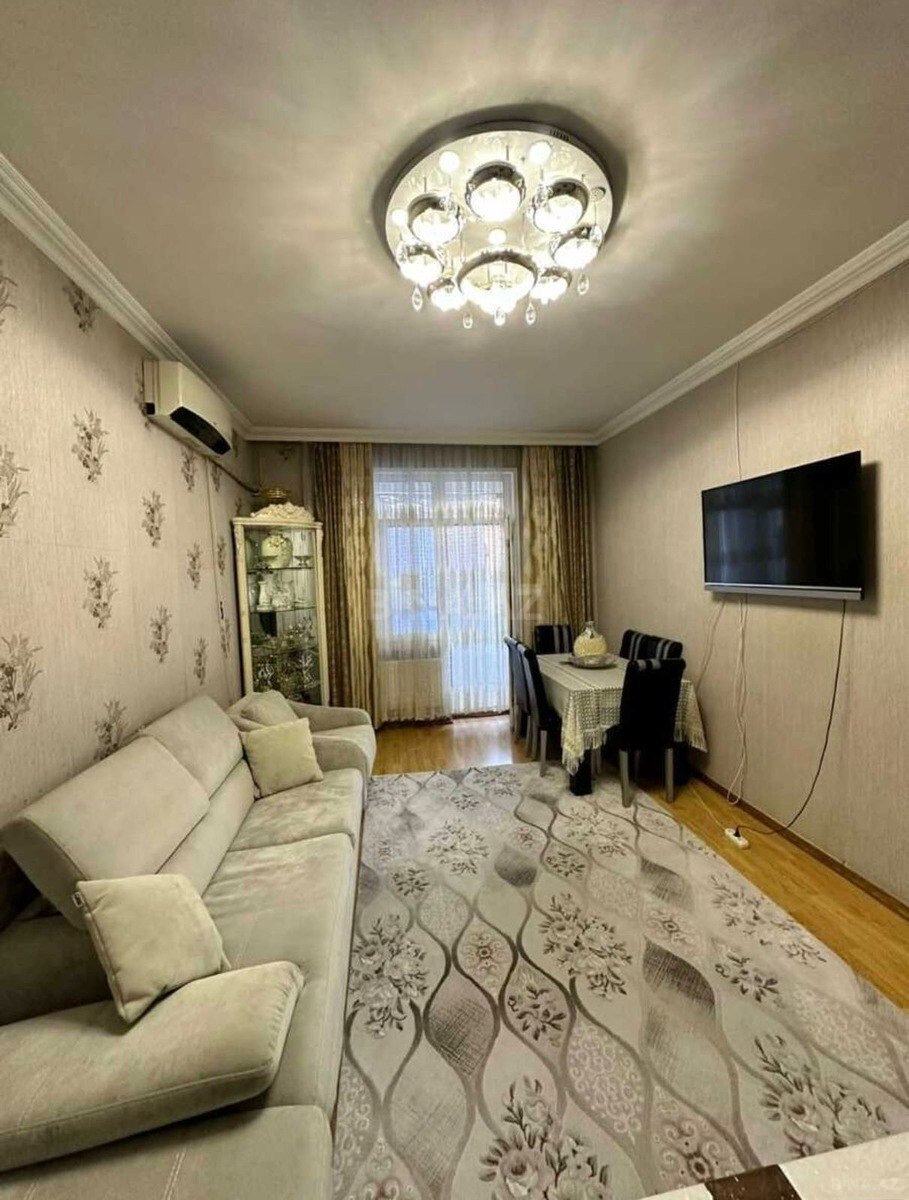 Satılır 3 otaqlı mənzil 95 m²